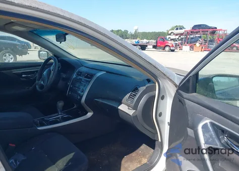 2013 Nissan Altima 2.5 S из США, поврежденный, VIN 1N4AL3AP5DC290156